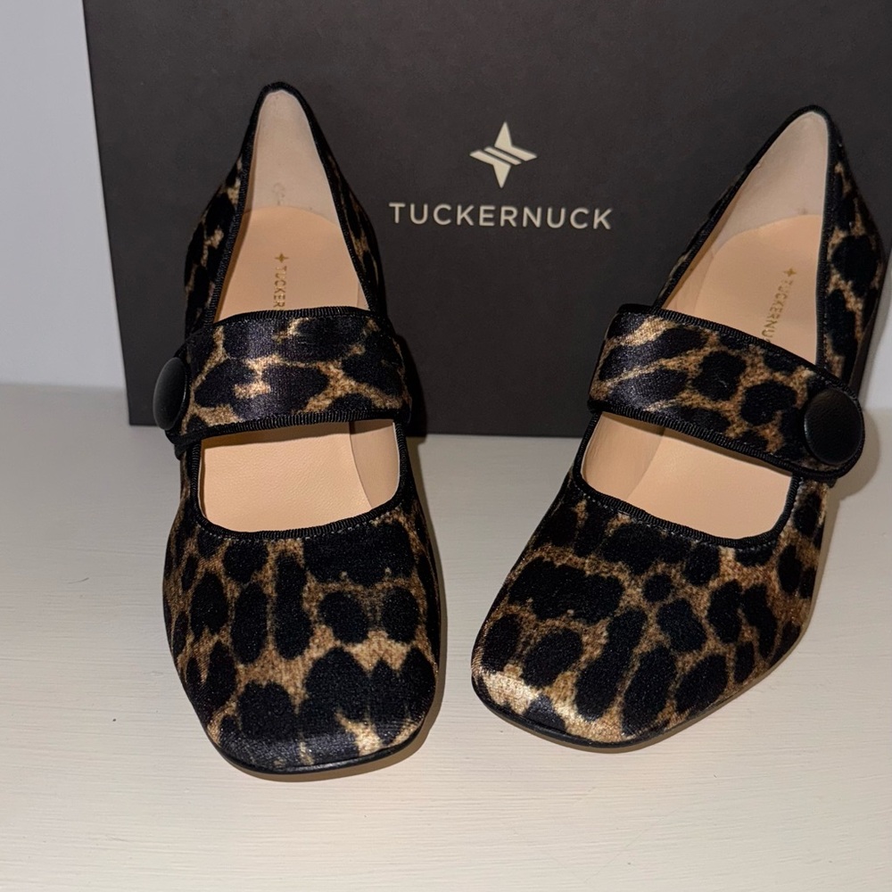 Tuckernuck Ellie Leopard Print Women's Shoes 7.5